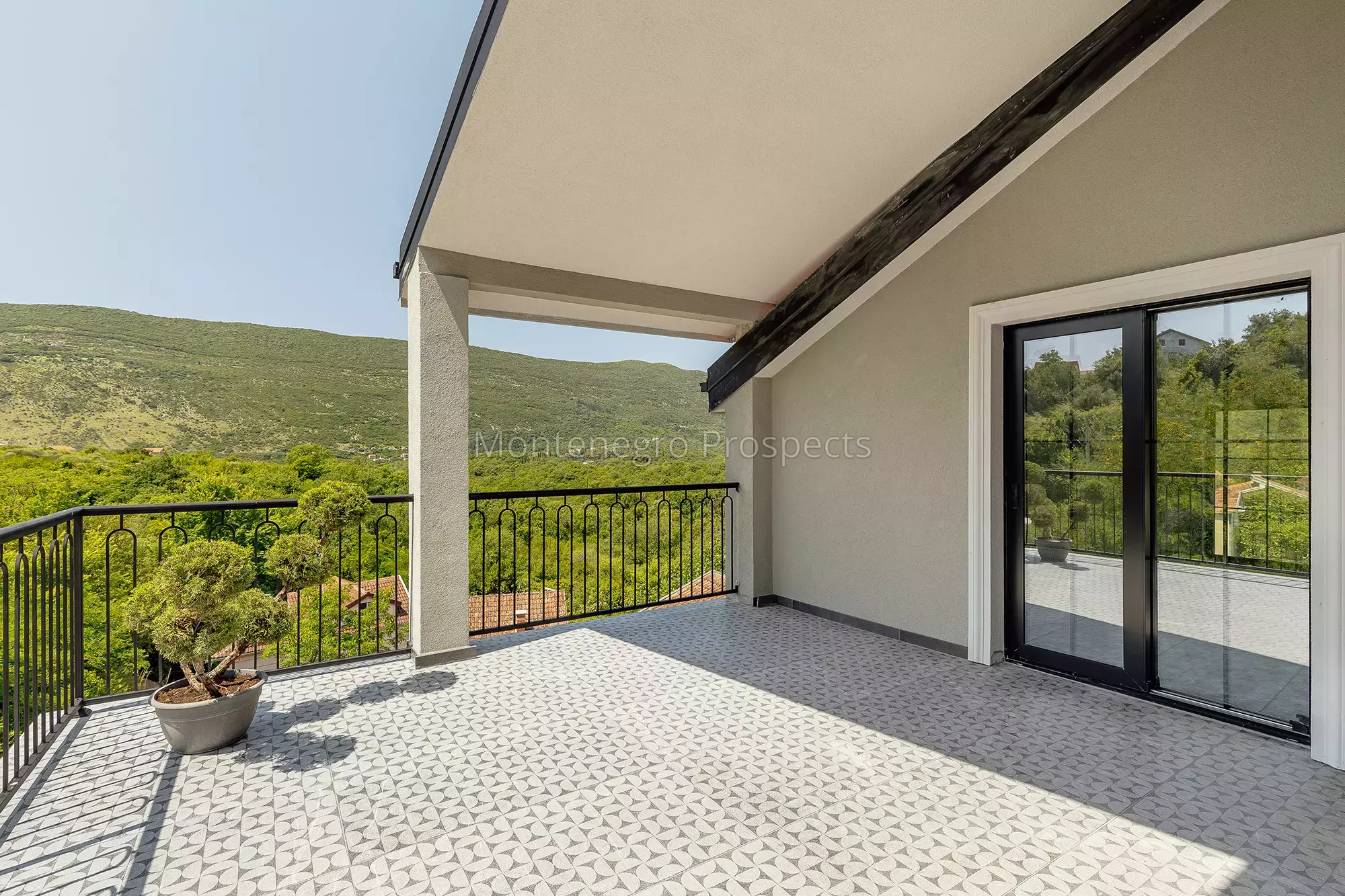 Apartments for sale 13807 11
