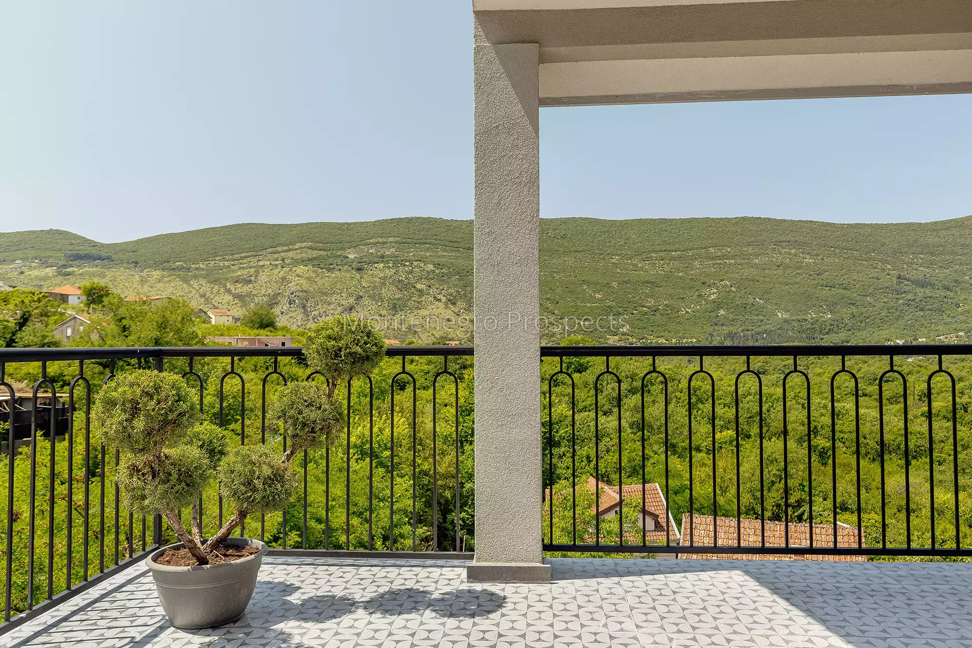 Apartments for sale 13807 12