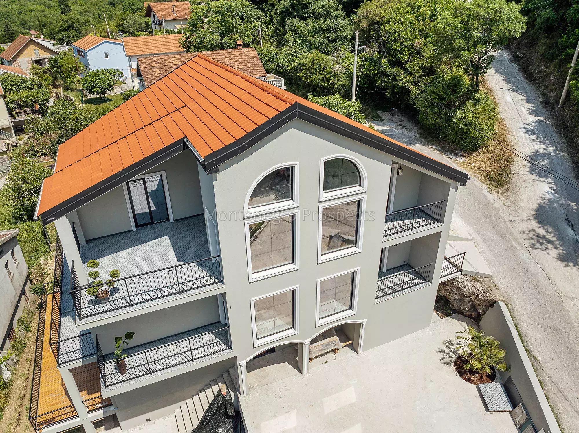 Apartments for sale 13807 4