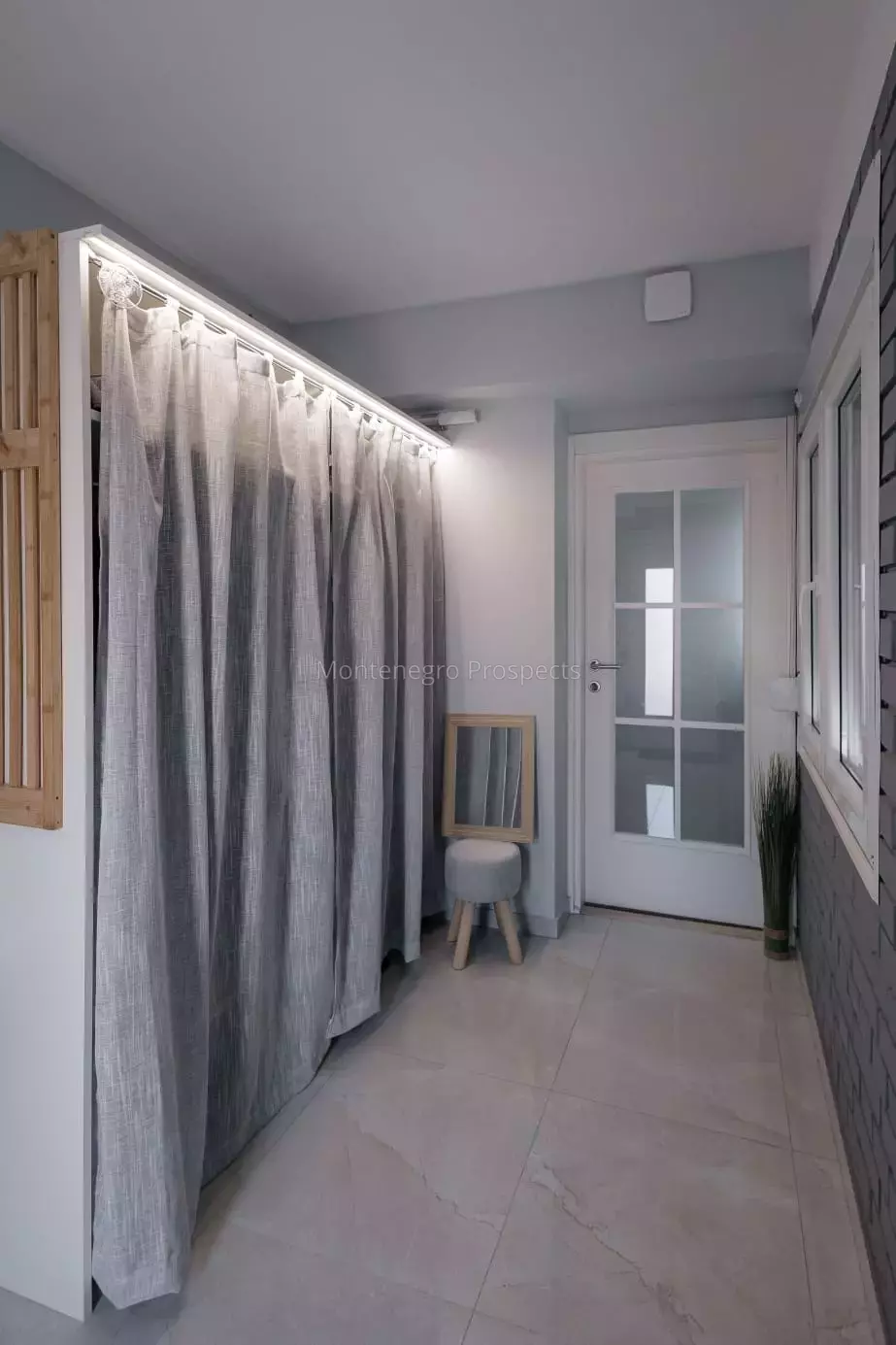 14193 apartment in kumbor 27