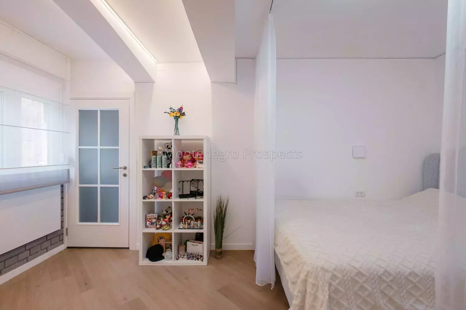 14193 apartment in kumbor 28