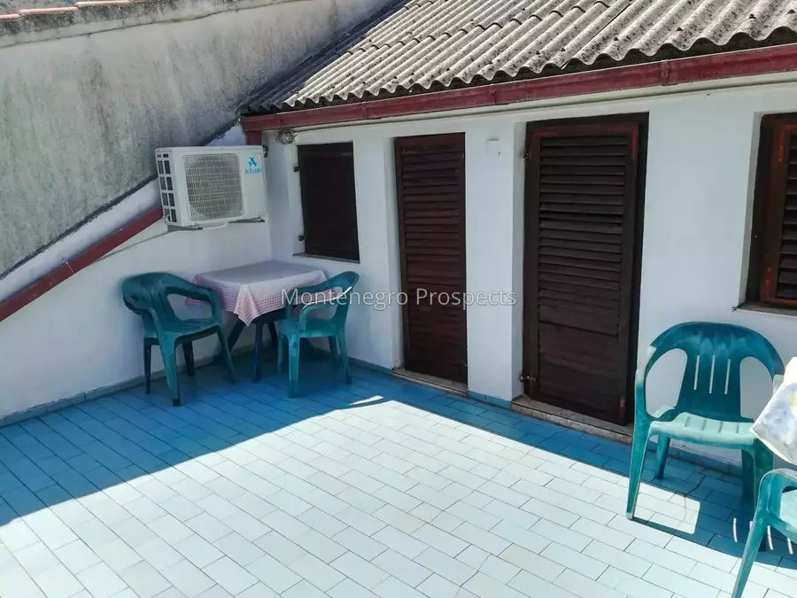 Prodaja kuci hn 10440 7