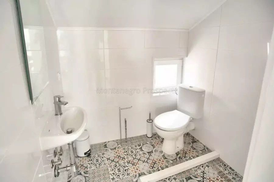 77016 2