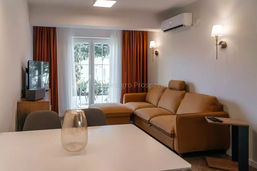 14193 apartment in kumbor 17