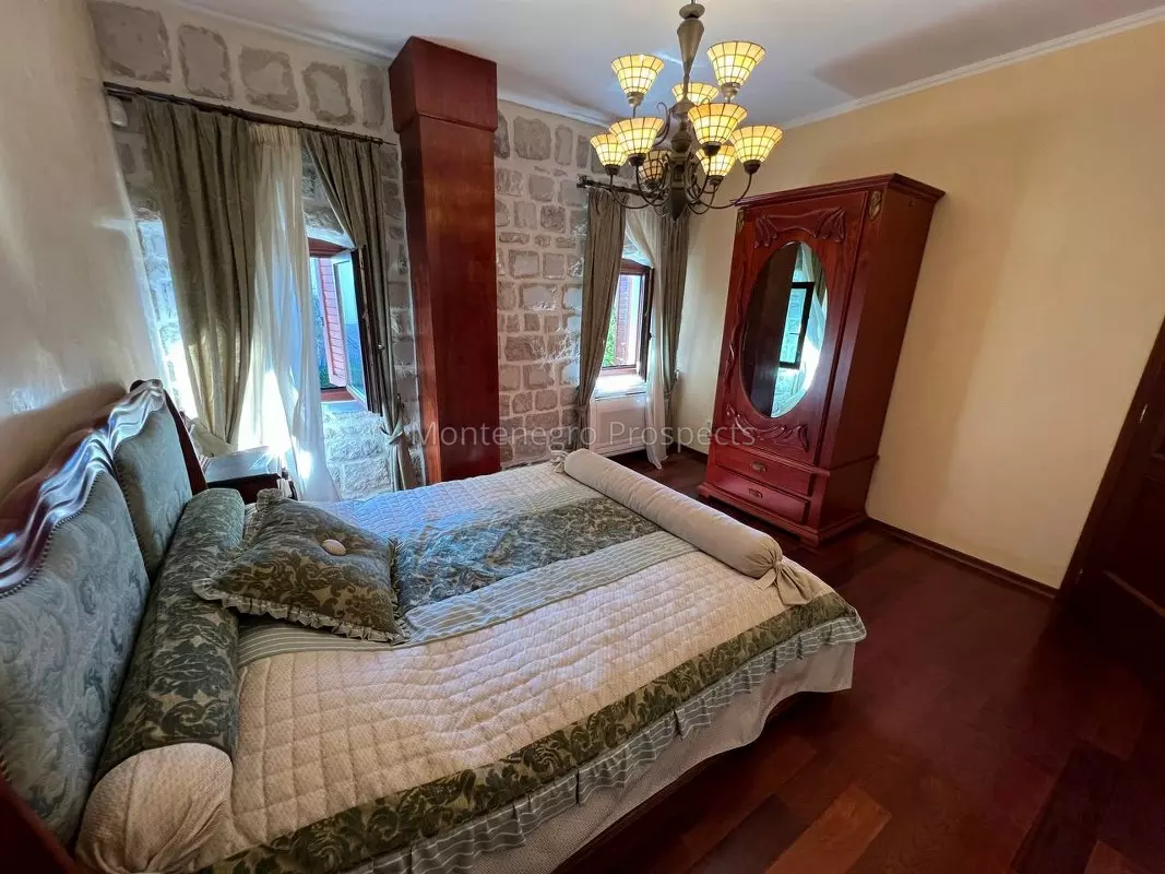 77086 villa kamenari 23 1067x800