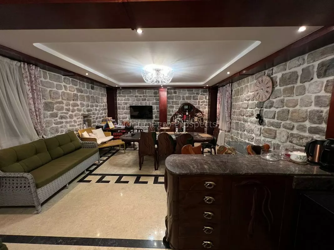 77086 villa kamenari 33 1067x800