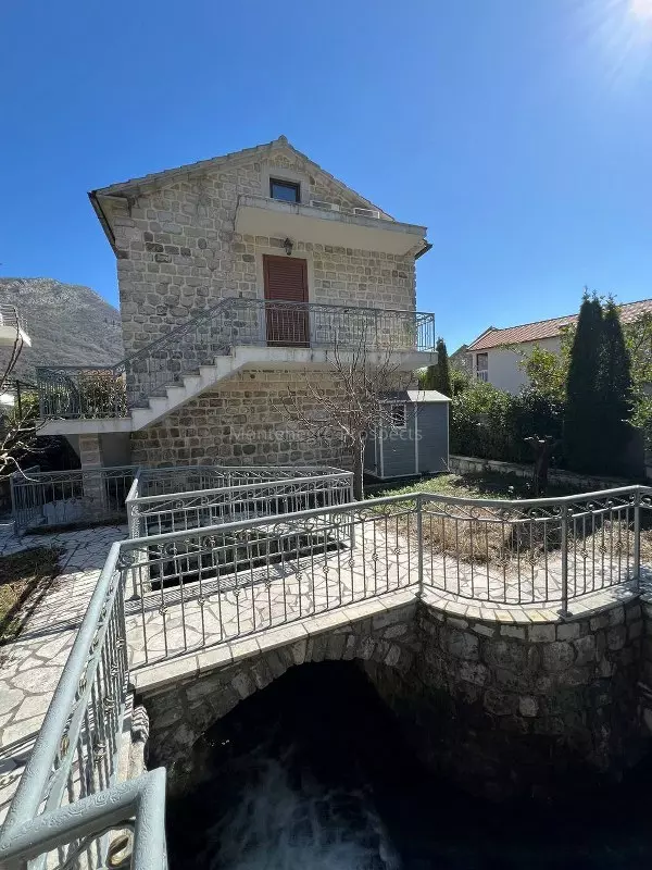 77086 villa kamenari 8 600x800