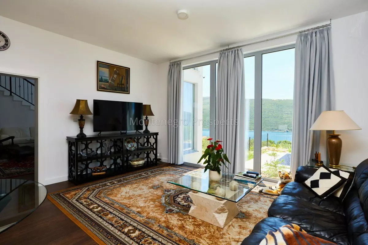 77096 villa kubmor 98 1200x800