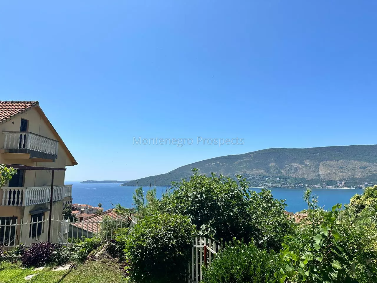 14166 two studios for sale in herceg novi 25