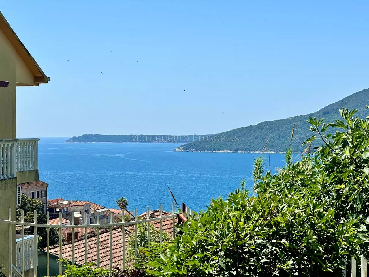 14166 two studios for sale in herceg novi 27