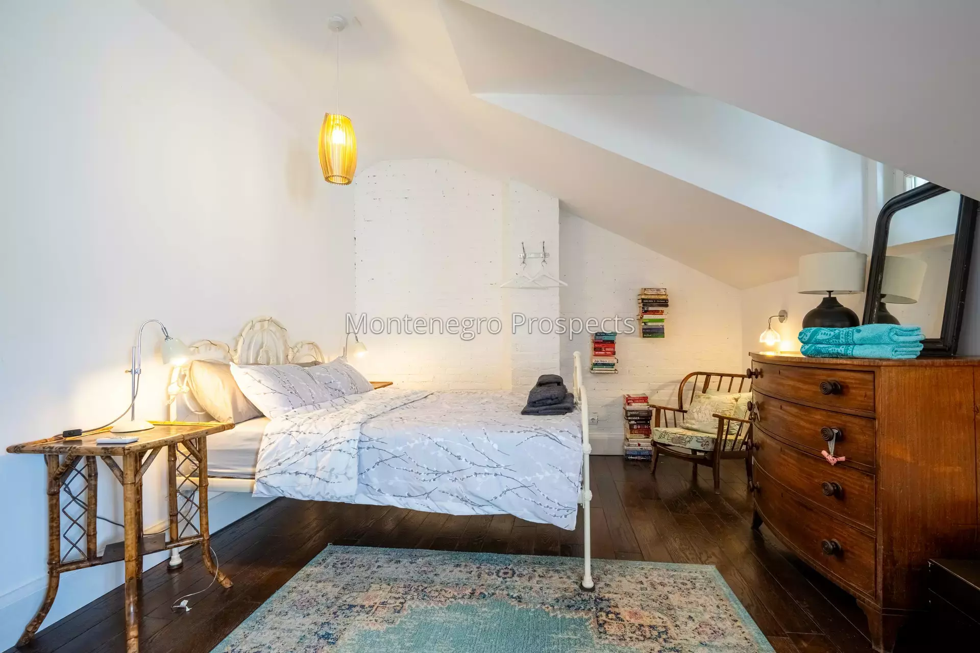 14168 lustica vila for sale 68.jpg