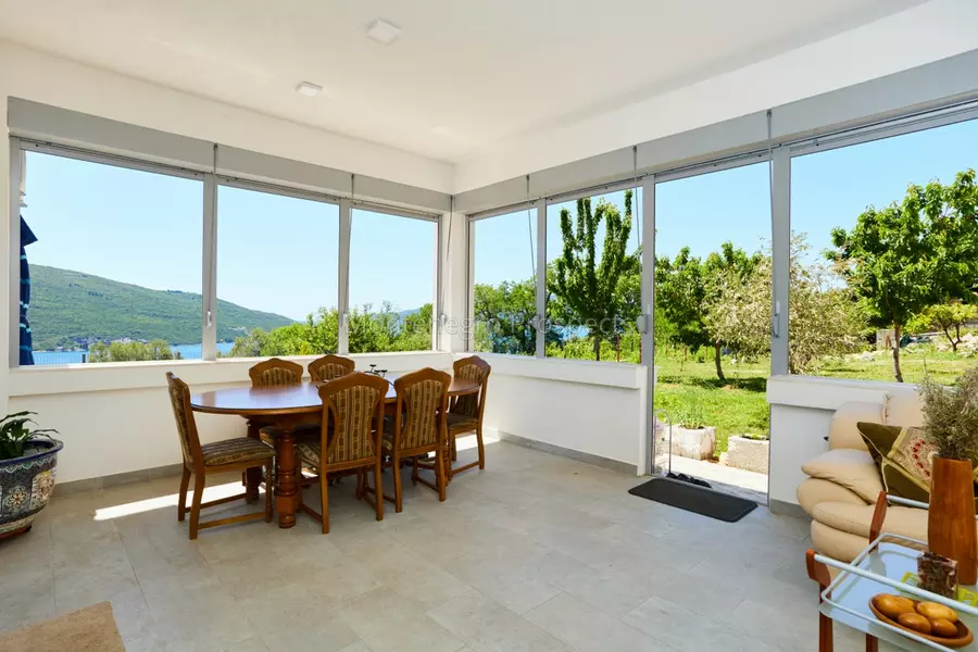 77096 villa kubmor 107 1200x800